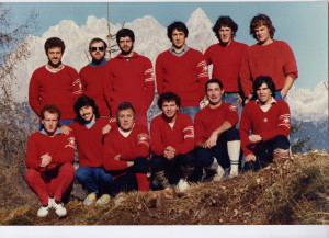 Gruppo  1983. in piedi da sx  Diego T. Fabio Bertagnin Rena